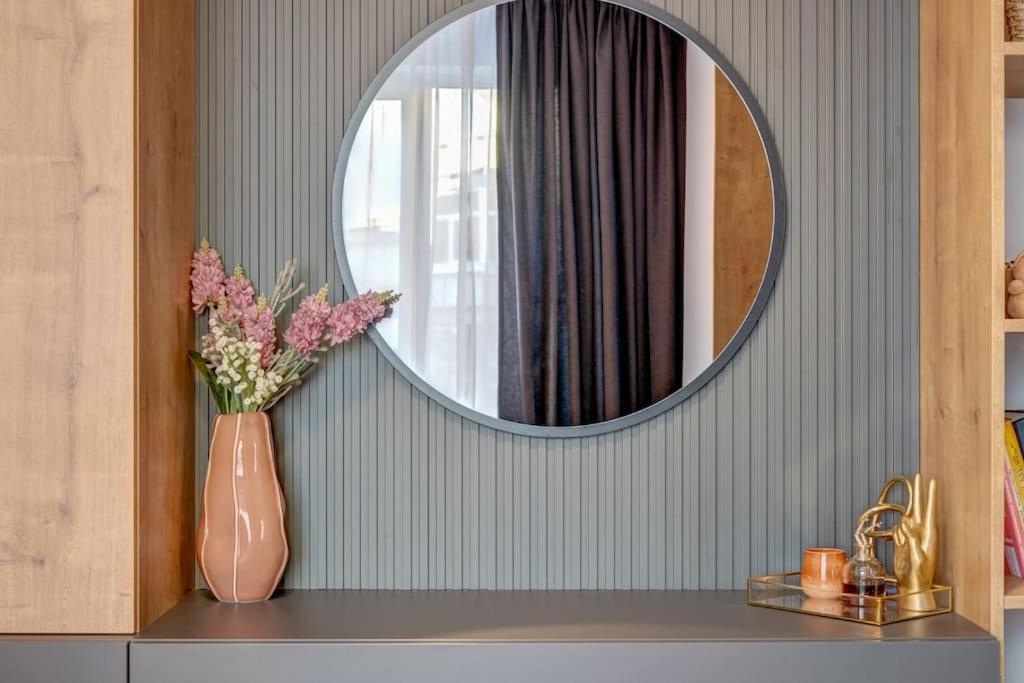 Oasis On Calea Victoriei Appartement Boekarest Buitenkant foto